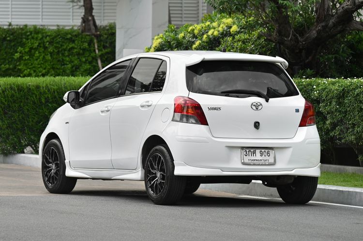 Toyota Yaris 2010.0 มือสอง เบนซิน ไมล์  ไมล์แท้ ฟรีดาวน์ - Image 3